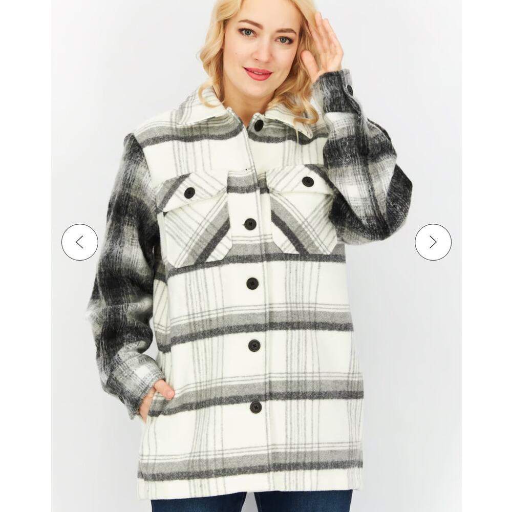 BB DAKOTA by Steve Madden Plaid Shacket SZ M Grey Combo Shirt Jacket